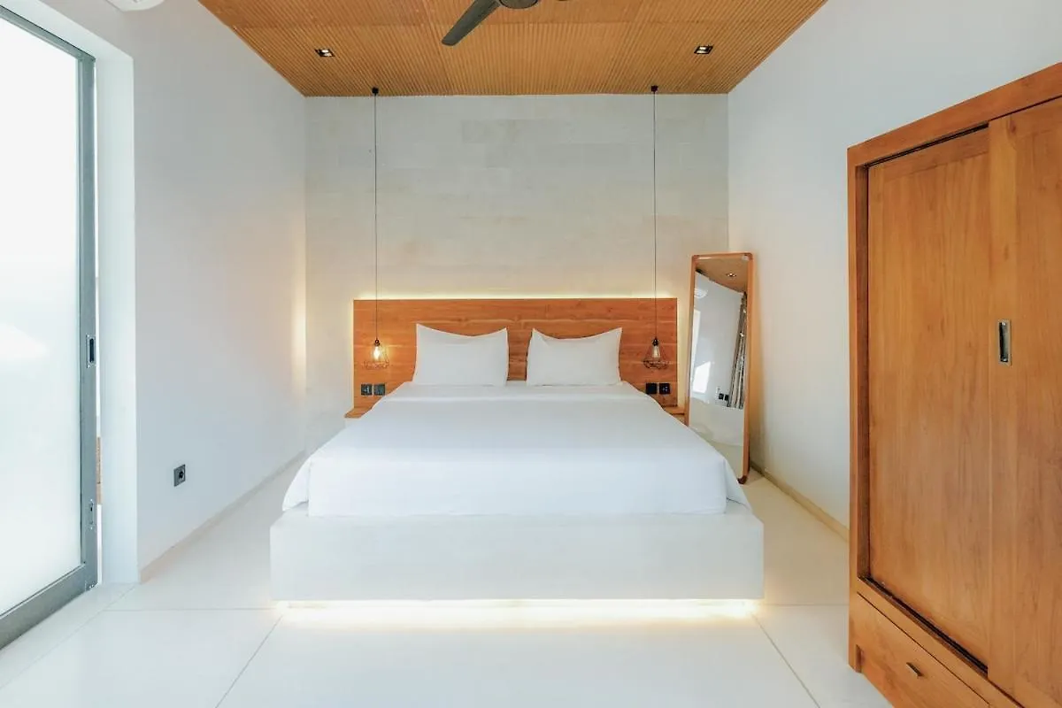 99 Villa Suite - Modern Bedrooms With Dining Area & Enormous Pool Kerobokan   Kerobokan (Bali)