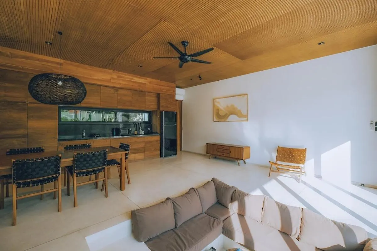 99 Villa Suite - Modern Bedrooms With Dining Area & Enormous Pool Kerobokan  Indonesia
